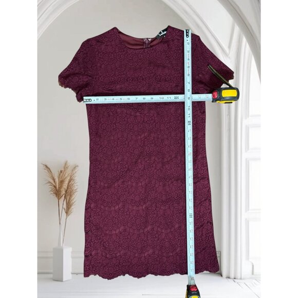 Lulus XS Remarkable Burgundy Lace Short Sleeve Sheath Dress With Floral Pattern - Picture 7 of 9